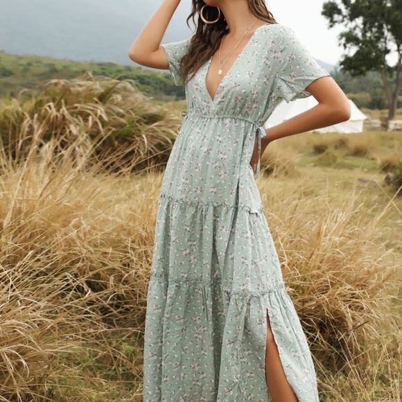 BOHO v neck floral print  side slit maxi dress - Picture 5 of 10